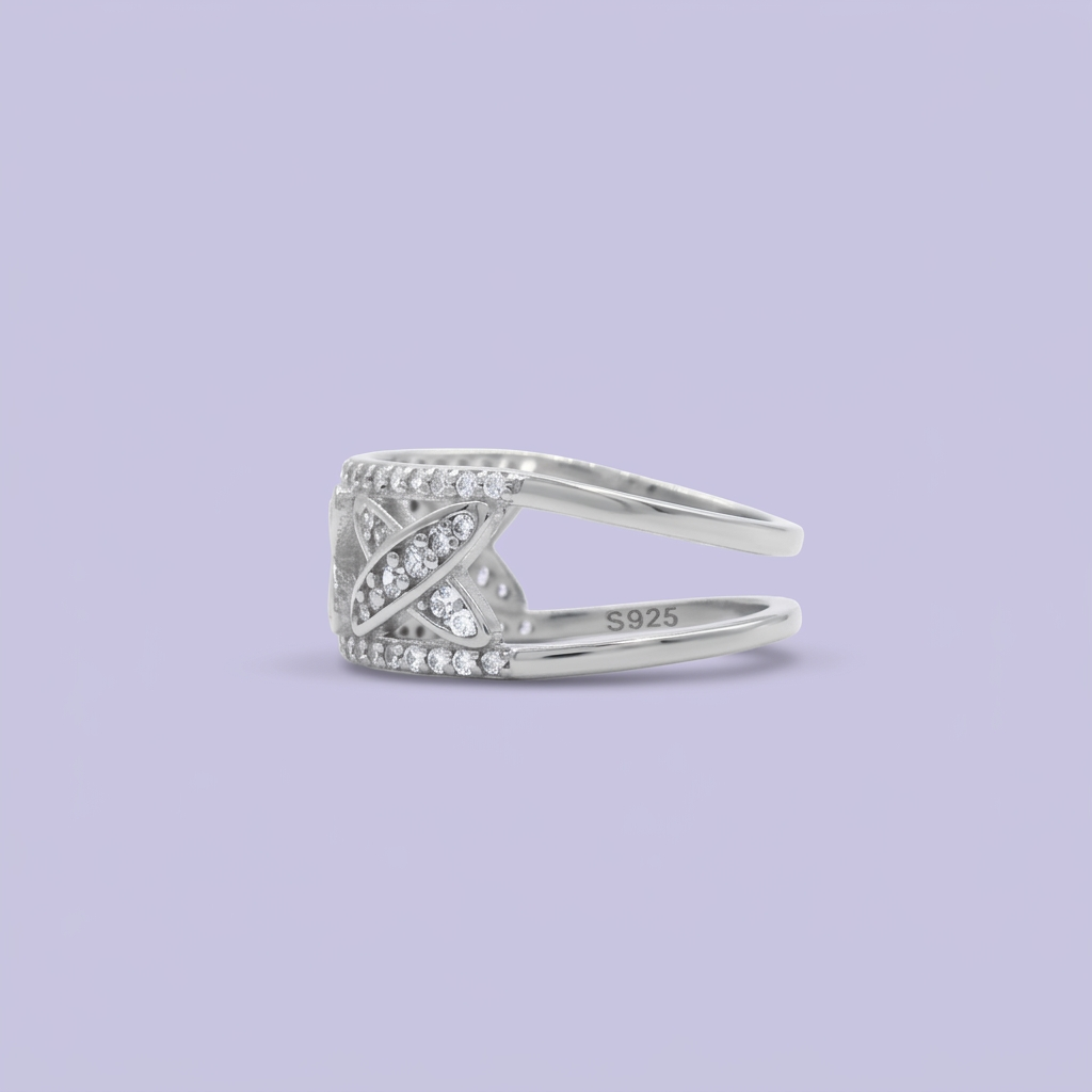 Anillo de Plata .925 Diseño Mariposa Calada con Zirconias mod. 2159