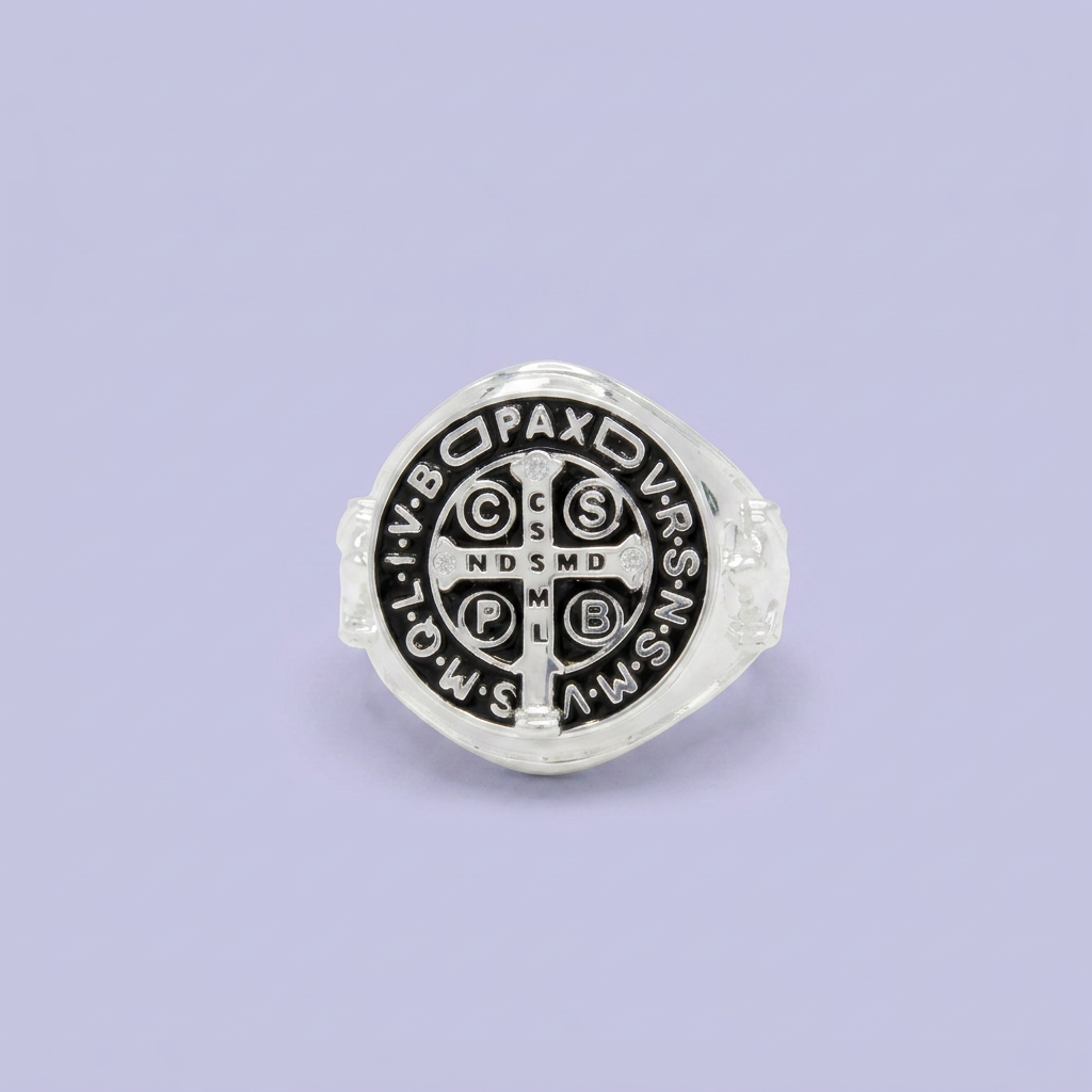 Anillo de Plata .925 Sello de San Benito Incrusado con Zirconias mod. 2663