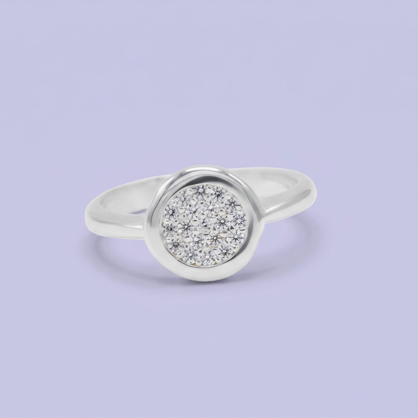 Anillo de Plata .925 con Diseño Circular y Centro de Zirconia Elegante mod. 3100
