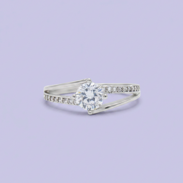 Anillo de Compromiso plata .925 con Zirconia Central y Diseño de Brazo Cruzado mod. 2717