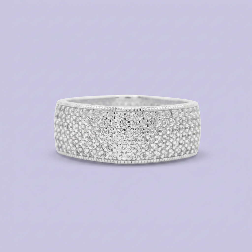 Anillo de Plata .925 Diseño Cuadrado Incrustado con Zirconias Finas mod. 2573