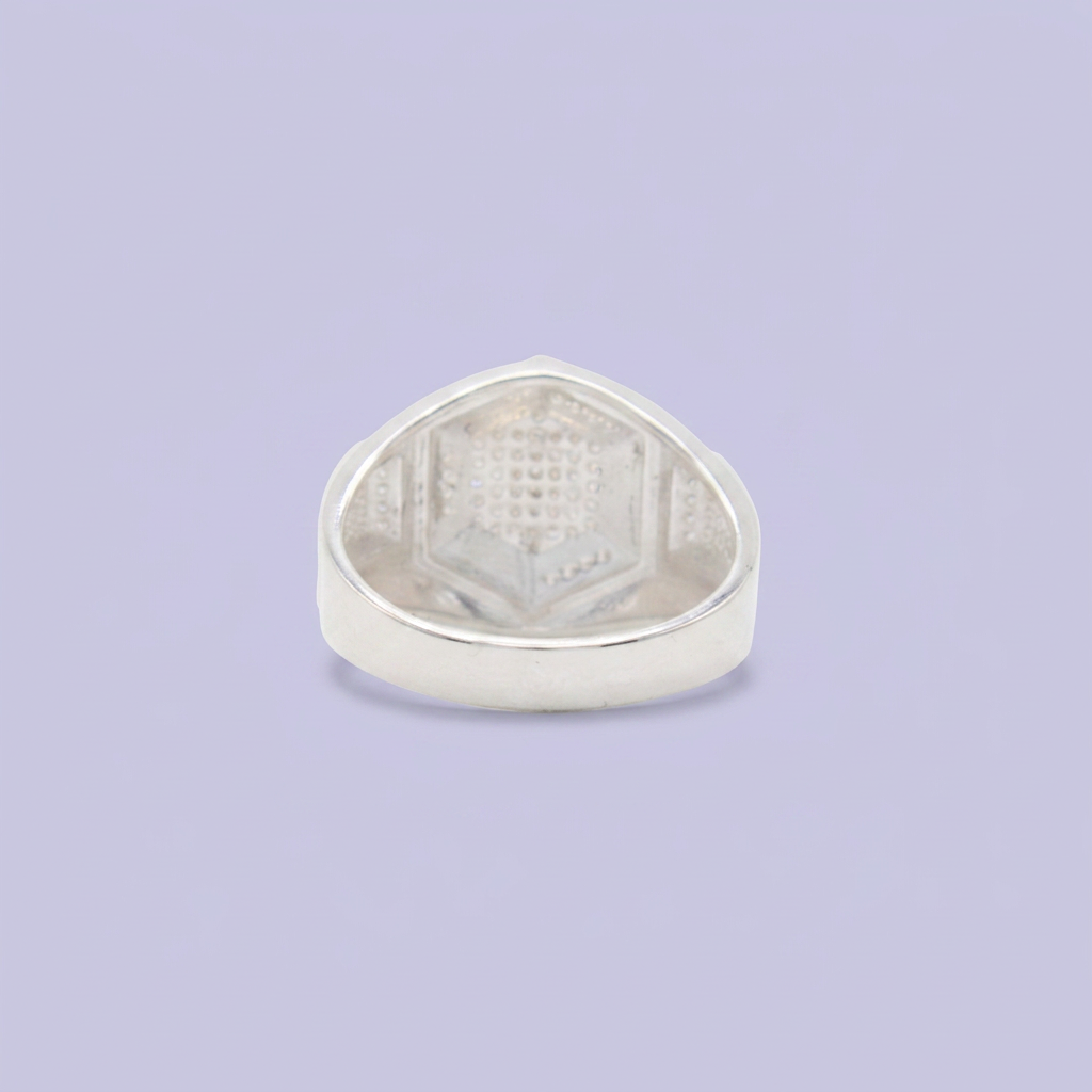 Anillo de Plata .925 Diseño de Ancla en Hexágono Incrustado con Zirconias mod. 2581