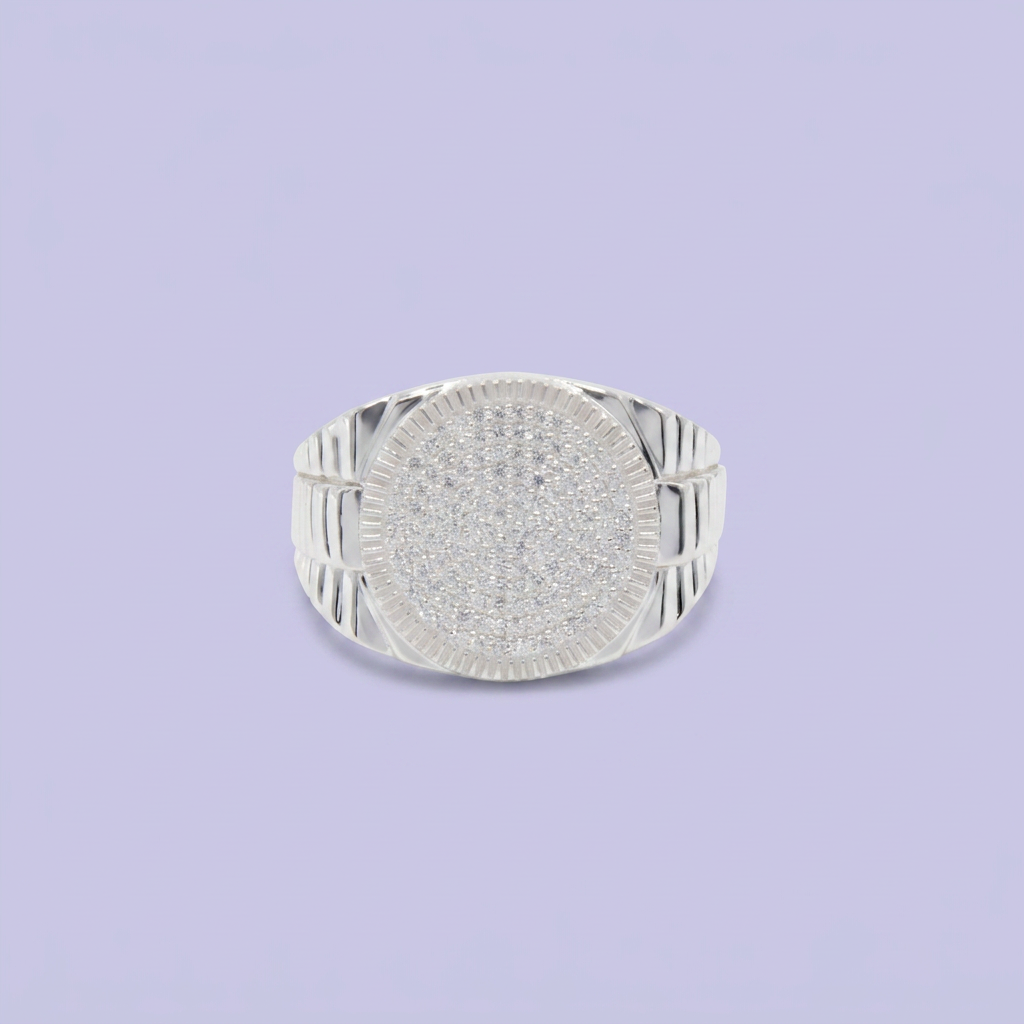 Anillo de Plata .925 con Frente Circular Incrustado con Zirconias Finas y Brillantes mod. 2810