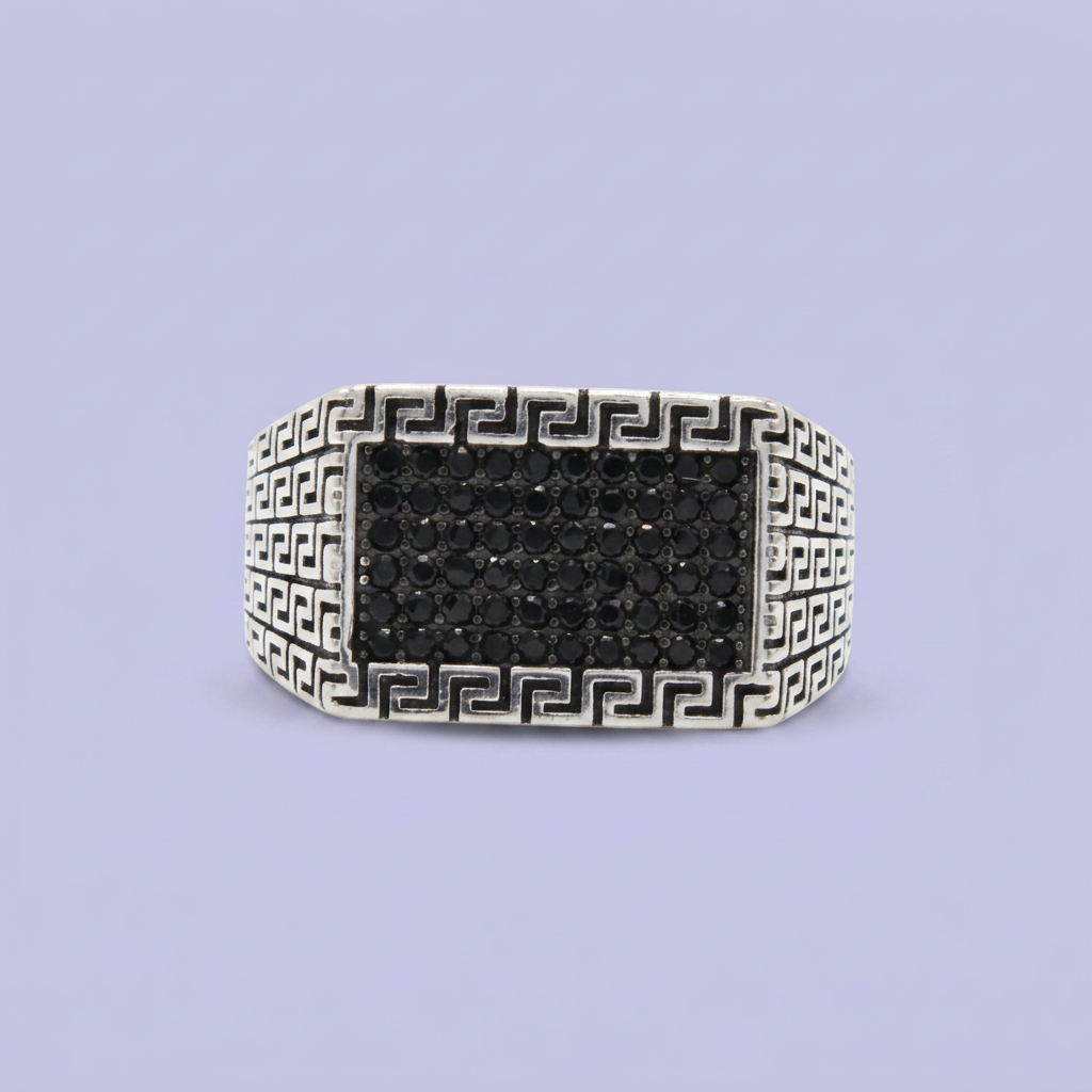 Anillo de Plata .925 Diseño de Grecas con Zirconias Oscuras Elegantes mod. 2580