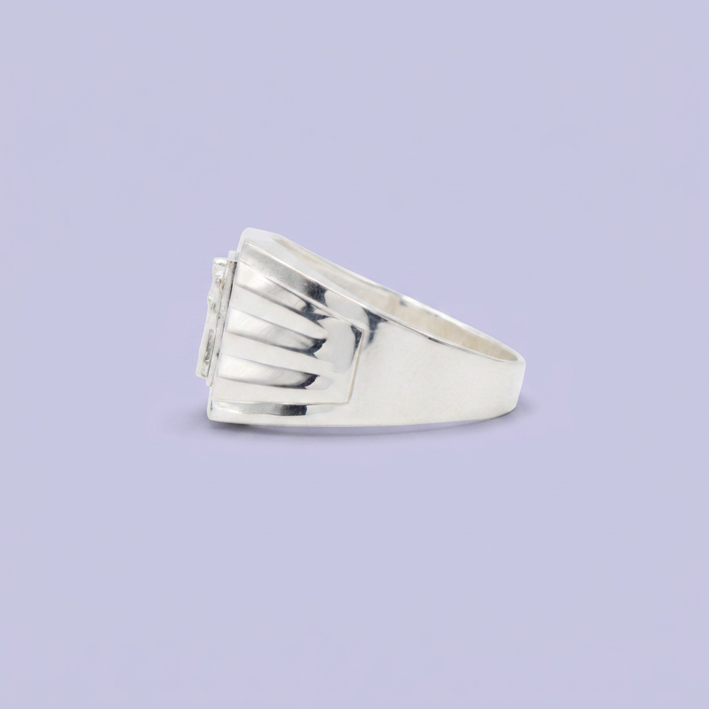 Anillo de Plata .925 San Judas en Bisel Oscuro con Fondo Diamantado mod. 2576