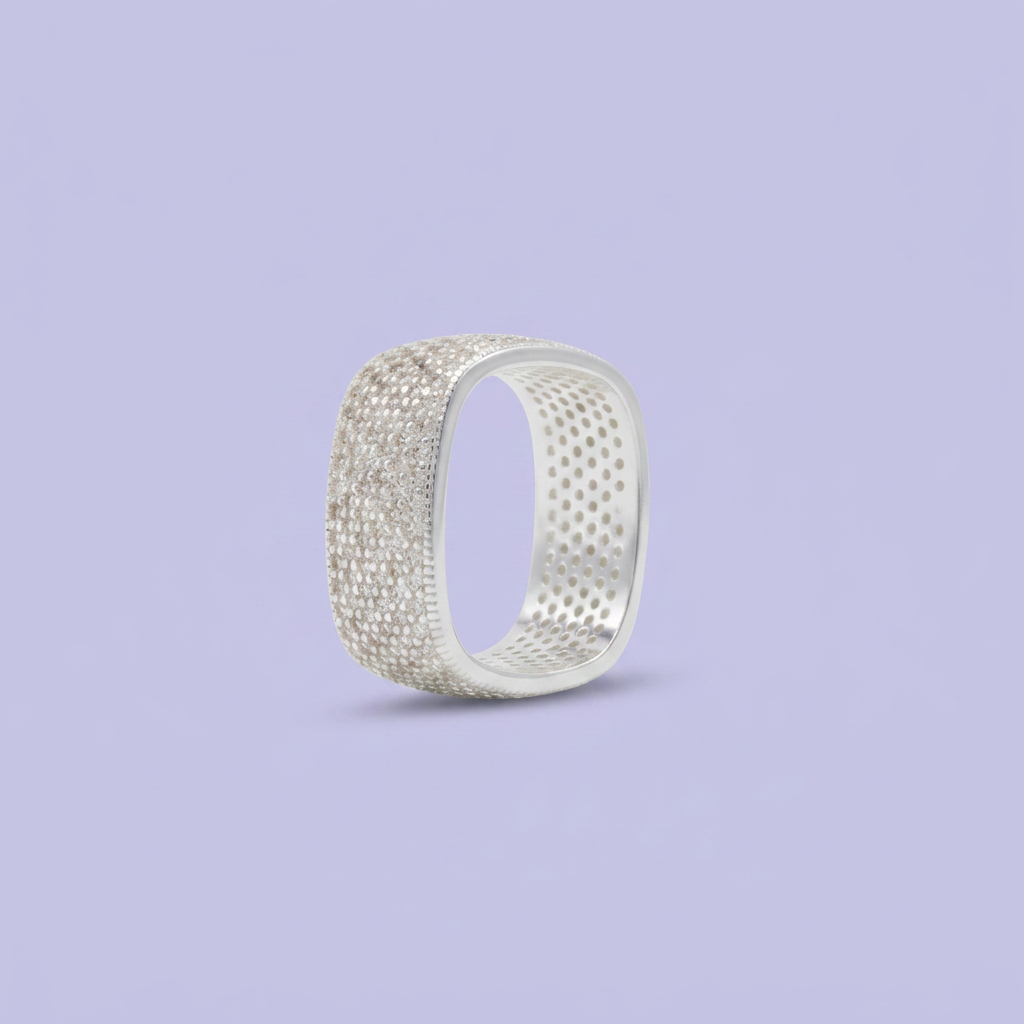 Anillo de Plata .925 Diseño Cuadrado Incrustado con Zirconias Finas mod. 2573