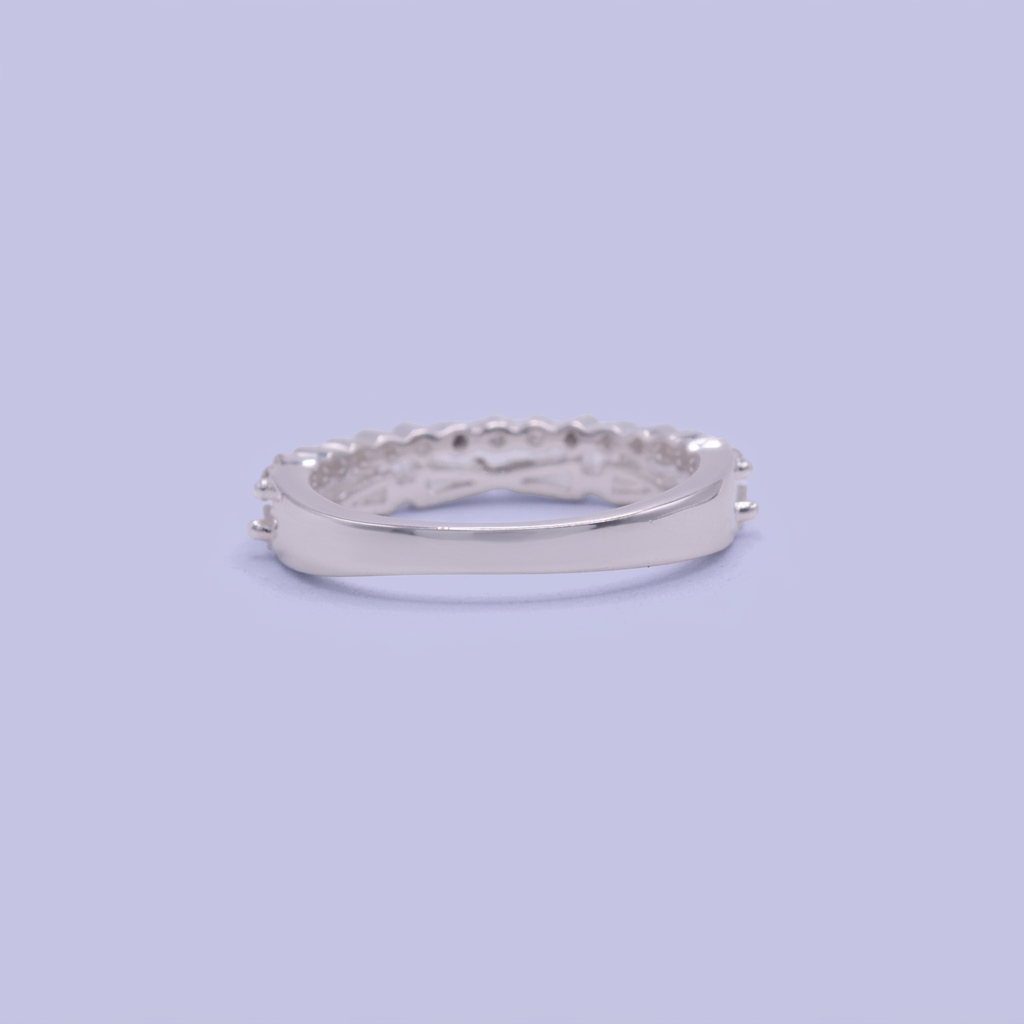 Anillo de Plata .925 con Doble Fila de Zirconias Finas en Cortes Especiales mod. 2895