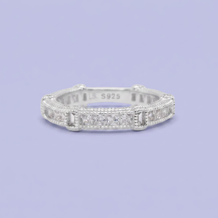 Anillo de Plata .925 Diseño Imperial con Incrustación de Zirconias Baguette mod. 2905