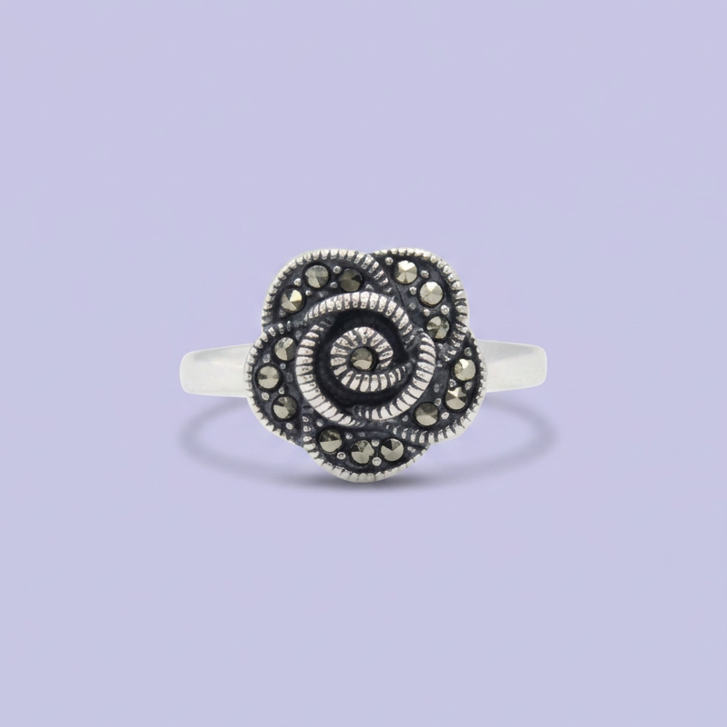 Anillo de Plata .925 Rosa Incrustada de Marquesitas mod. 3154