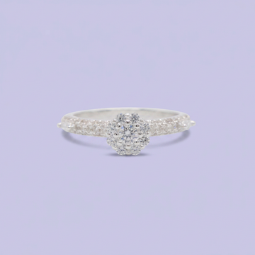 Anillo Solitario de Plata .925 Incrustado con Zirconias de Corte Brillante y Elegante mod. 2894
