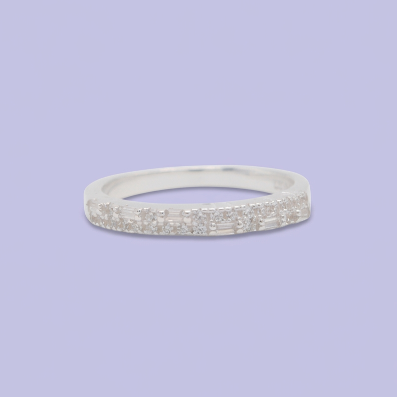 Anillo de Plata .925 Diseño Media Churumbela Incrustada con Zirconias Brillantes Mini Baguette mod. 2897