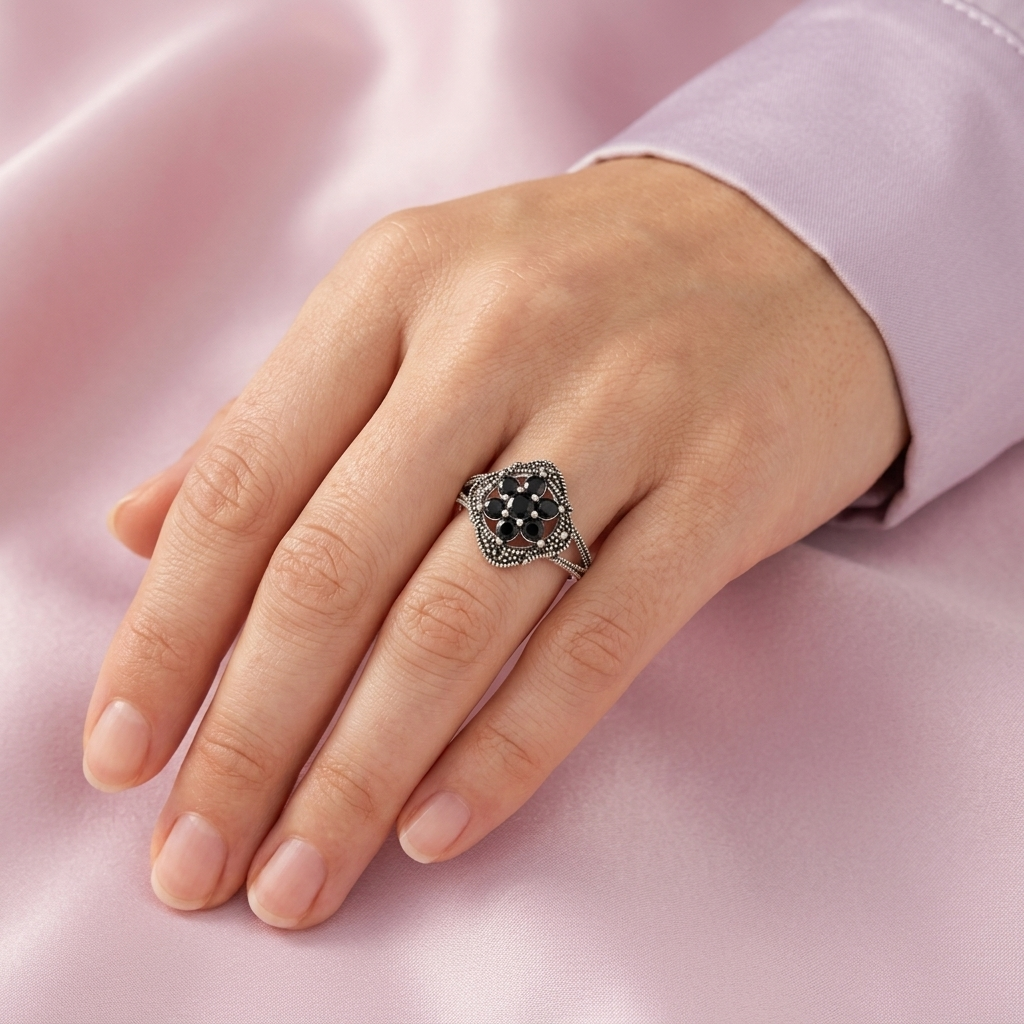 Anillo de Plata .925 Flor de Ónix mod. 2248
