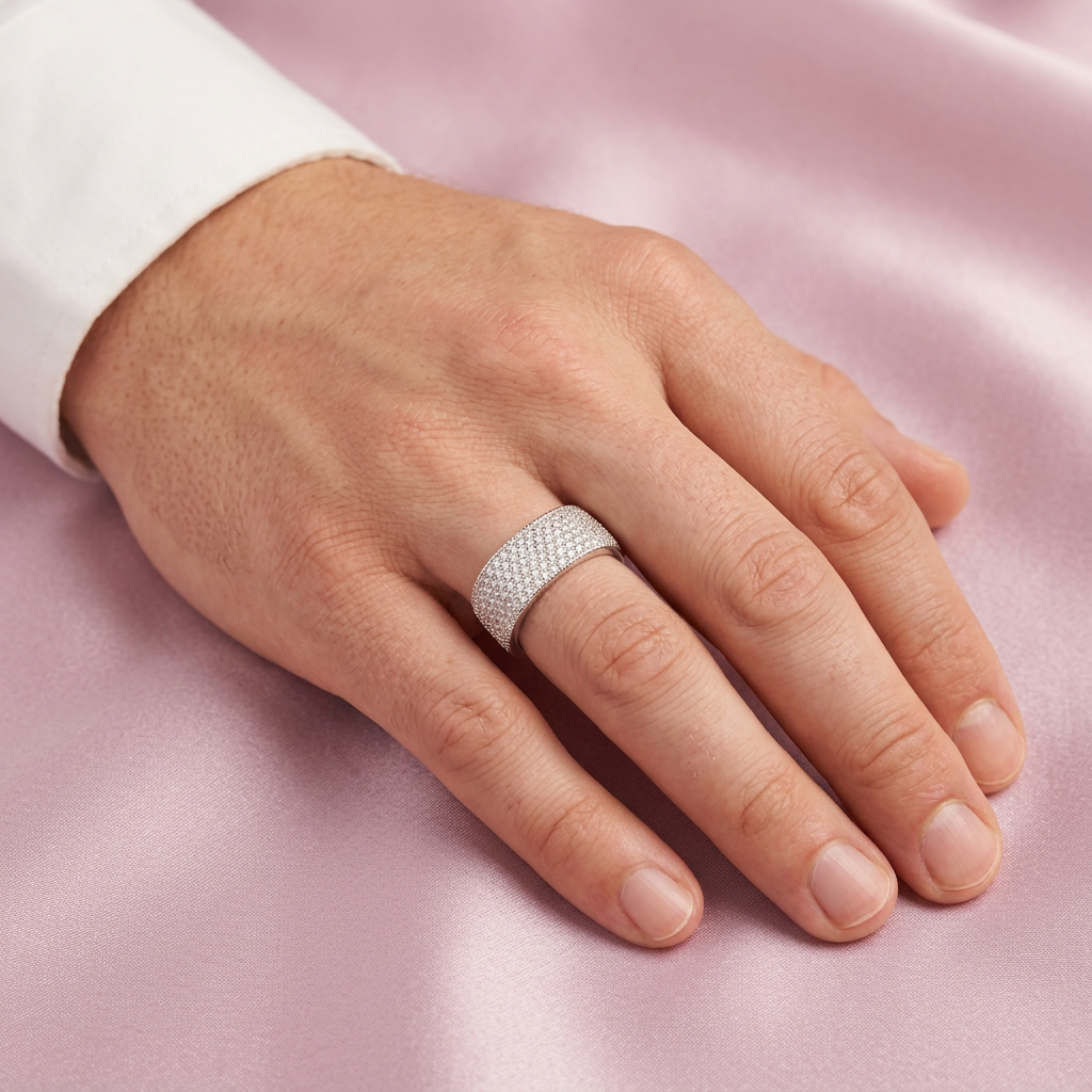 Anillo de Plata .925 Diseño Cuadrado Incrustado con Zirconias Finas mod. 2573
