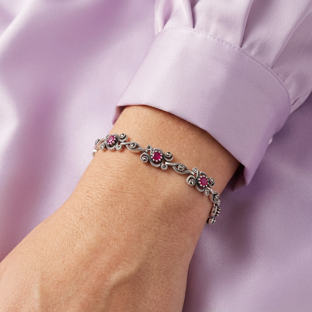 Pulsera de Plata .925 Diseño con Flor de Zirconia Magenta Detallada con Marquesitas mod. 3087