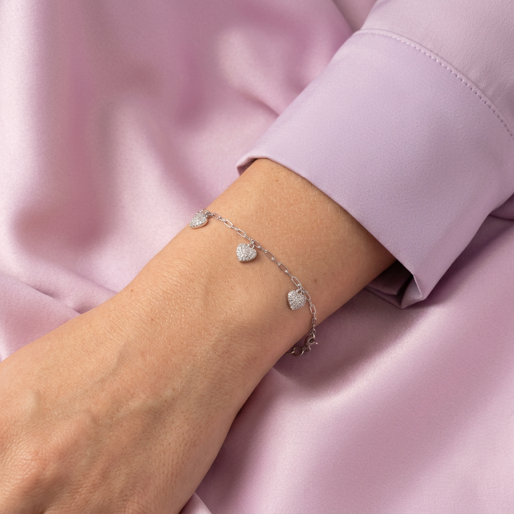 Pulsera de Plata .925 Tejido Clip Fino con Corazones Incrustados con Zirconias Finas mod. 3090