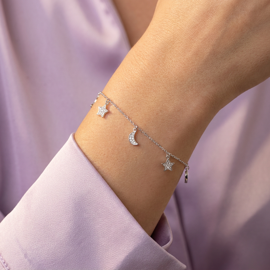Pulsera de Plata .925 con Colgantes de Estrellas y Lunas con Zirconias mod. 2678