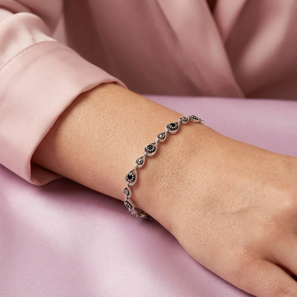 Pulsera de Plata .925 Tejido de Gotas con Zirconias Oscuras y Marquesitas mod. 3082