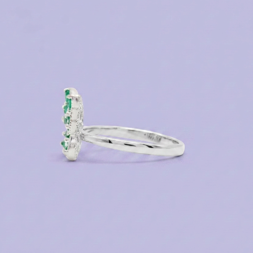 Anillo de Plata .9025 Diseño de Mariposa con Zirconia Verde mod. 2789