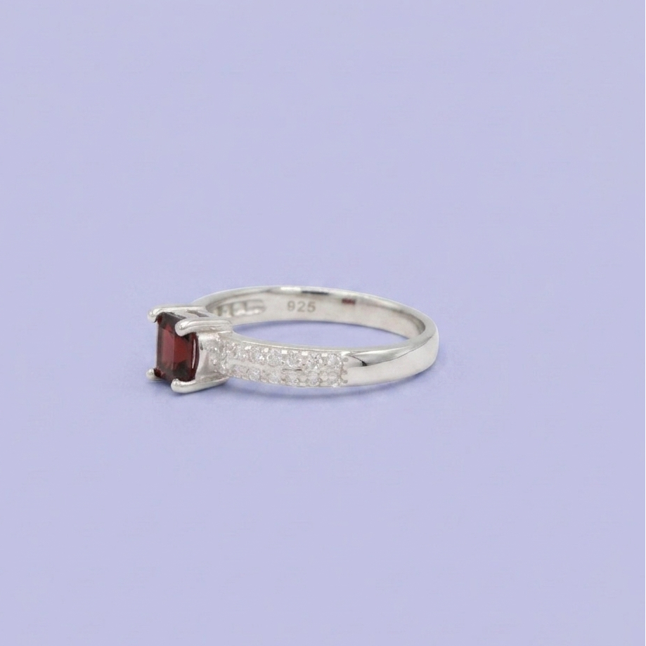 Coordinado de Plata .925 Con Diseño Elegante Alargado Vino y Zirconia mod. 2950