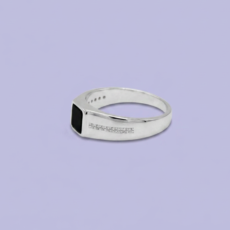 Anillo de Plata .925 Diseño Brillante con Onix y Zirconias mod. 2670