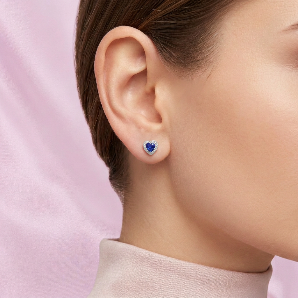 Arete de Plata .925. Corazón Azul Marino con Incrustación de Zirconias mod. 3170