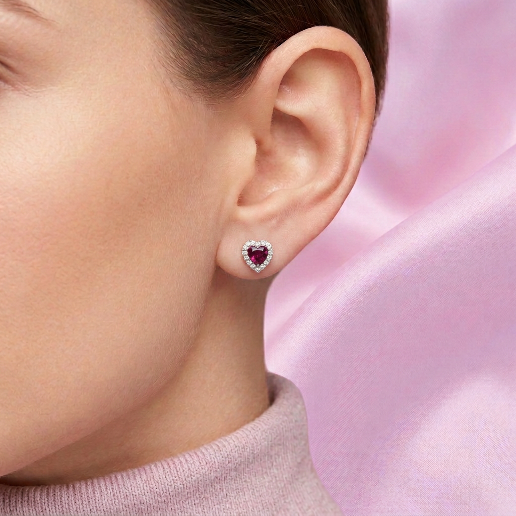 Arete de Plata .925. Corazón Morado con Incrustación de Zirconias mod. 3174
