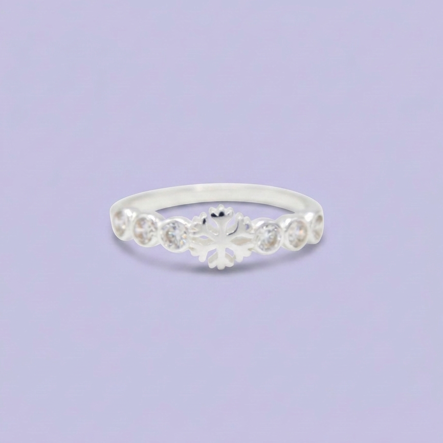 Anillo de Plata .925 con Diseño de Copo de Nieve y Zirconia mod. 3092