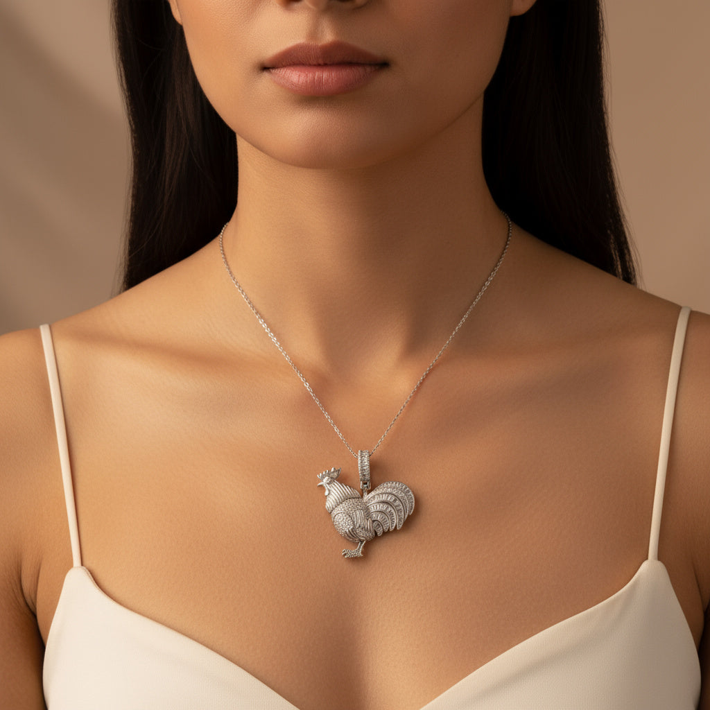 Dije de Plata .925 Especial Diseño de Gallo con Incrustado de Zirconias mod. 1453