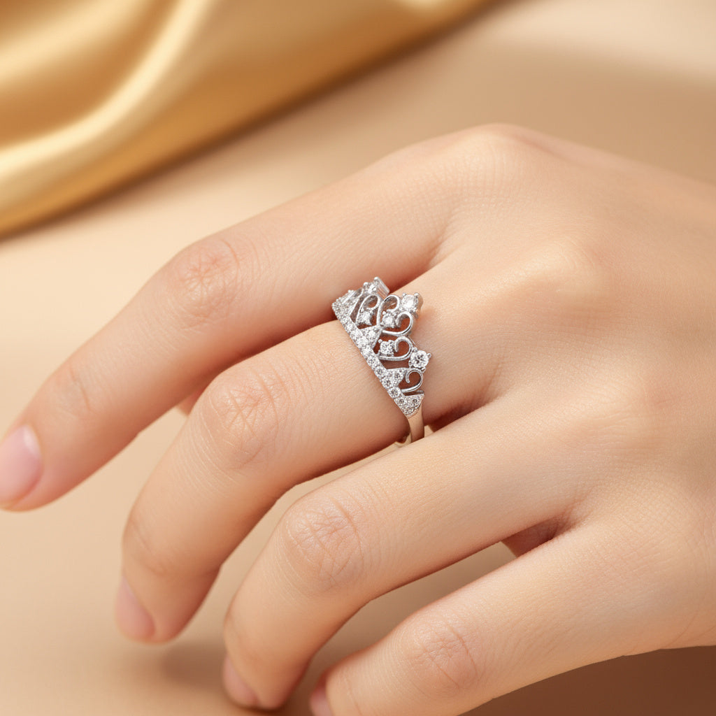 Anillo de Plata .925 Corona Princesa con Zirconias de Alta Calidad mod. 1394