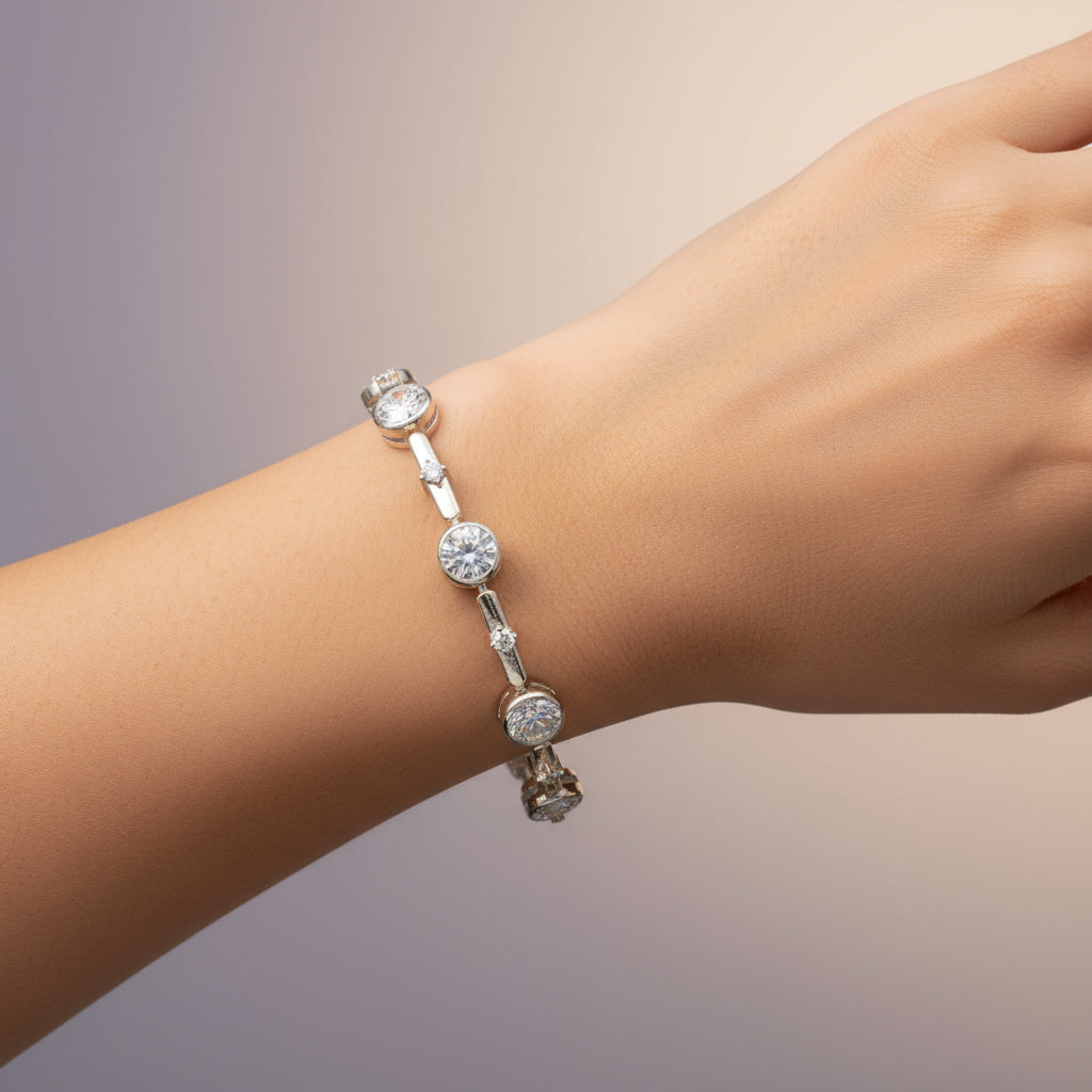 Pulsera de Plata .925 de Diseño Elegante con Zirconias Incrustadas Circular mod. 1477