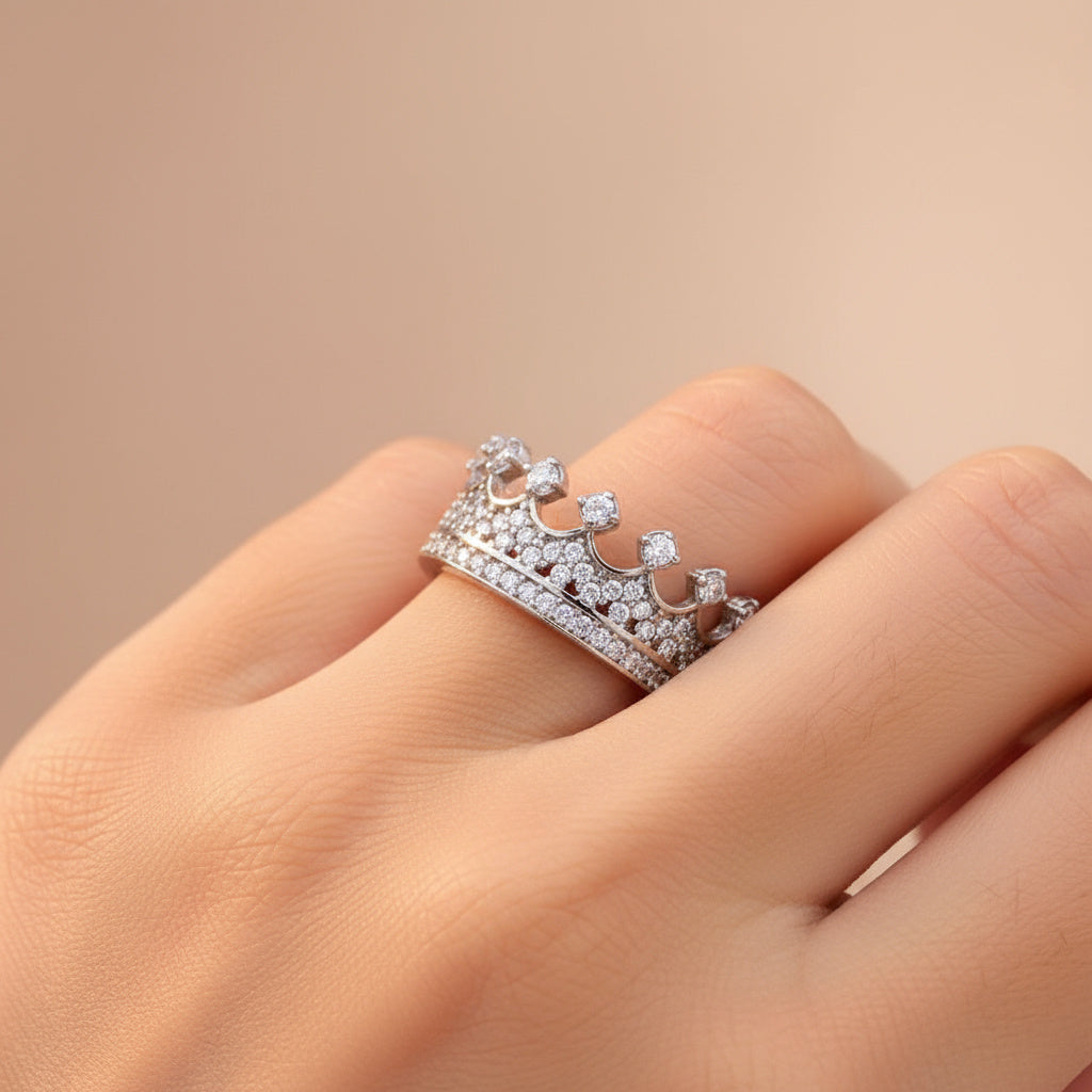 Anillo de Plata .925 Tipo Corona con Detalles de Zirconias mod. 1393