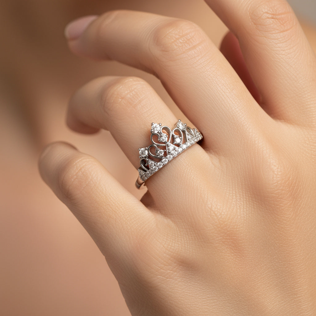 Anillo de Plata .925 Corona Princesa con Zirconias de Alta Calidad mod. 1394