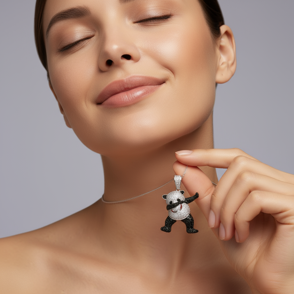 Dije de Plata .925 Especial Oso Panda con Incrustado de Zirconias mod. 1457
