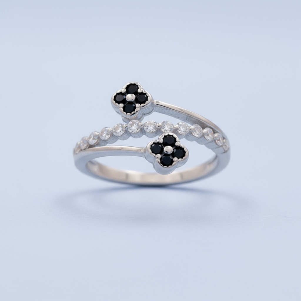 Anillo de Plata .925 Trébol Cruzado con Zirconias mod. 1397