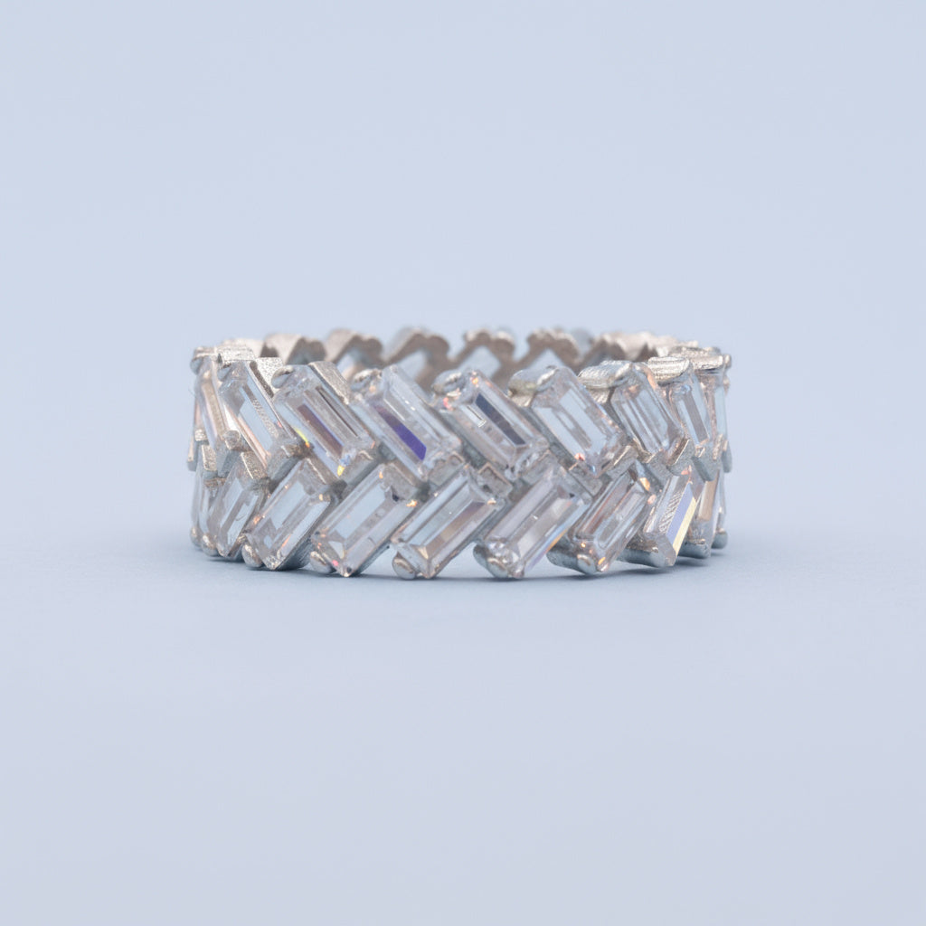 Anillo de Plata .925 Churumbela con Zirconias de Corte Baguette Estilo Grueso mod. 1364