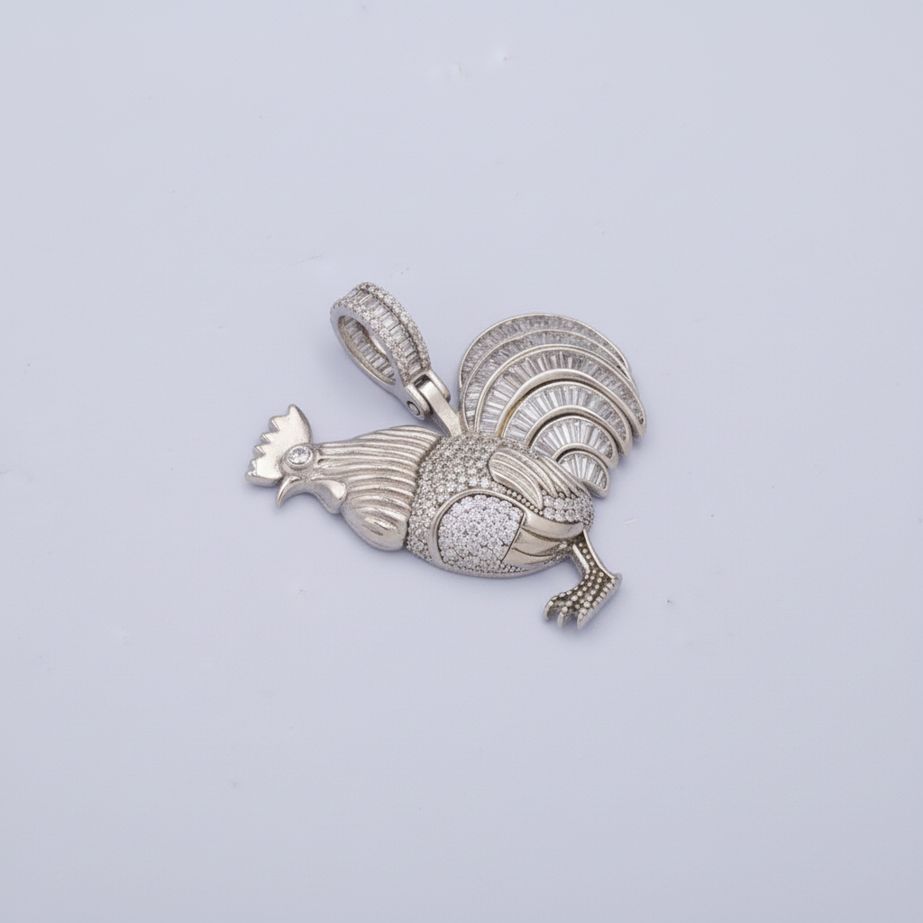 Dije de Plata .925 Especial Diseño de Gallo con Incrustado de Zirconias mod. 1453