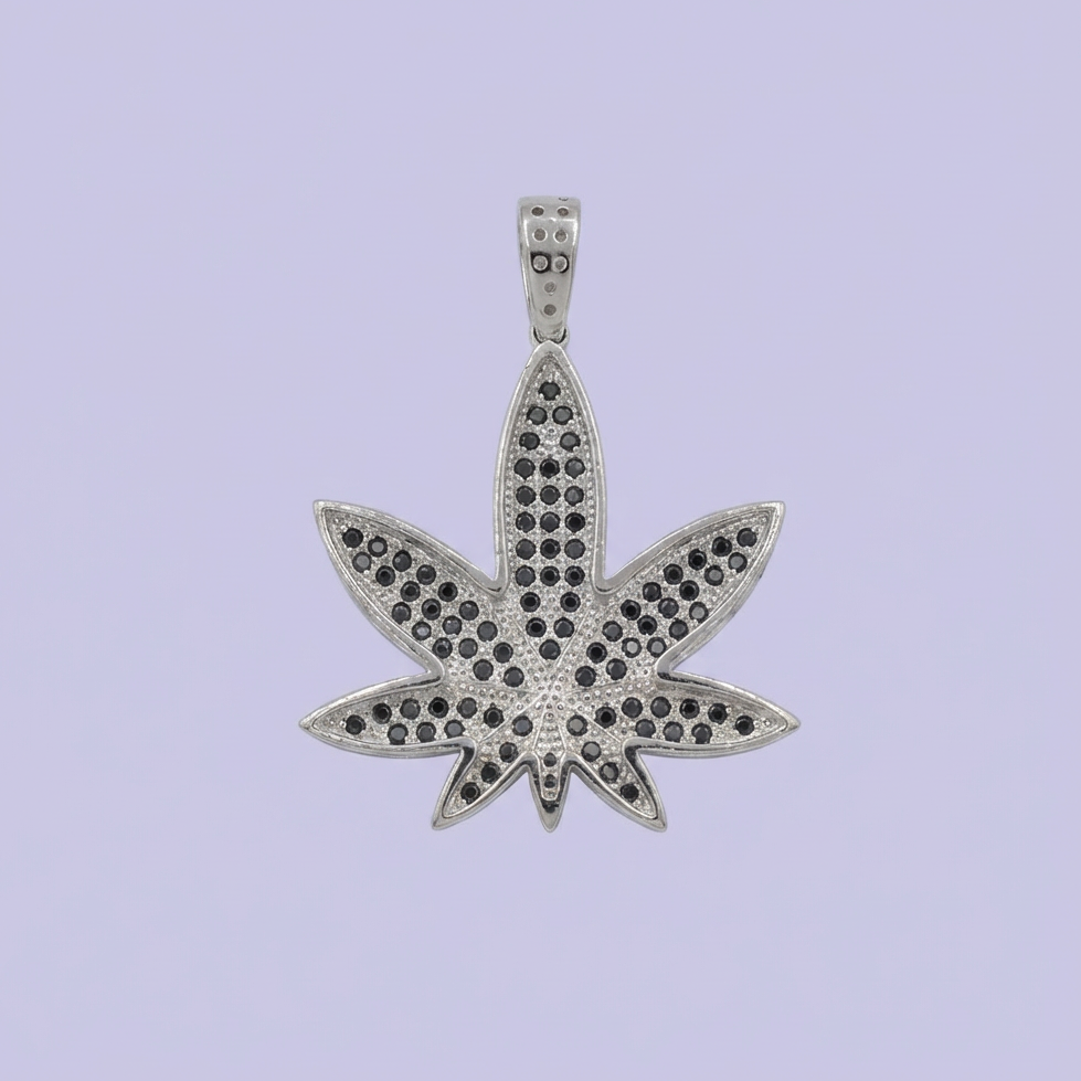 Dije de Plata .925 con Diseño de Planta Incrustado de Zirconias Finas mod. 1711