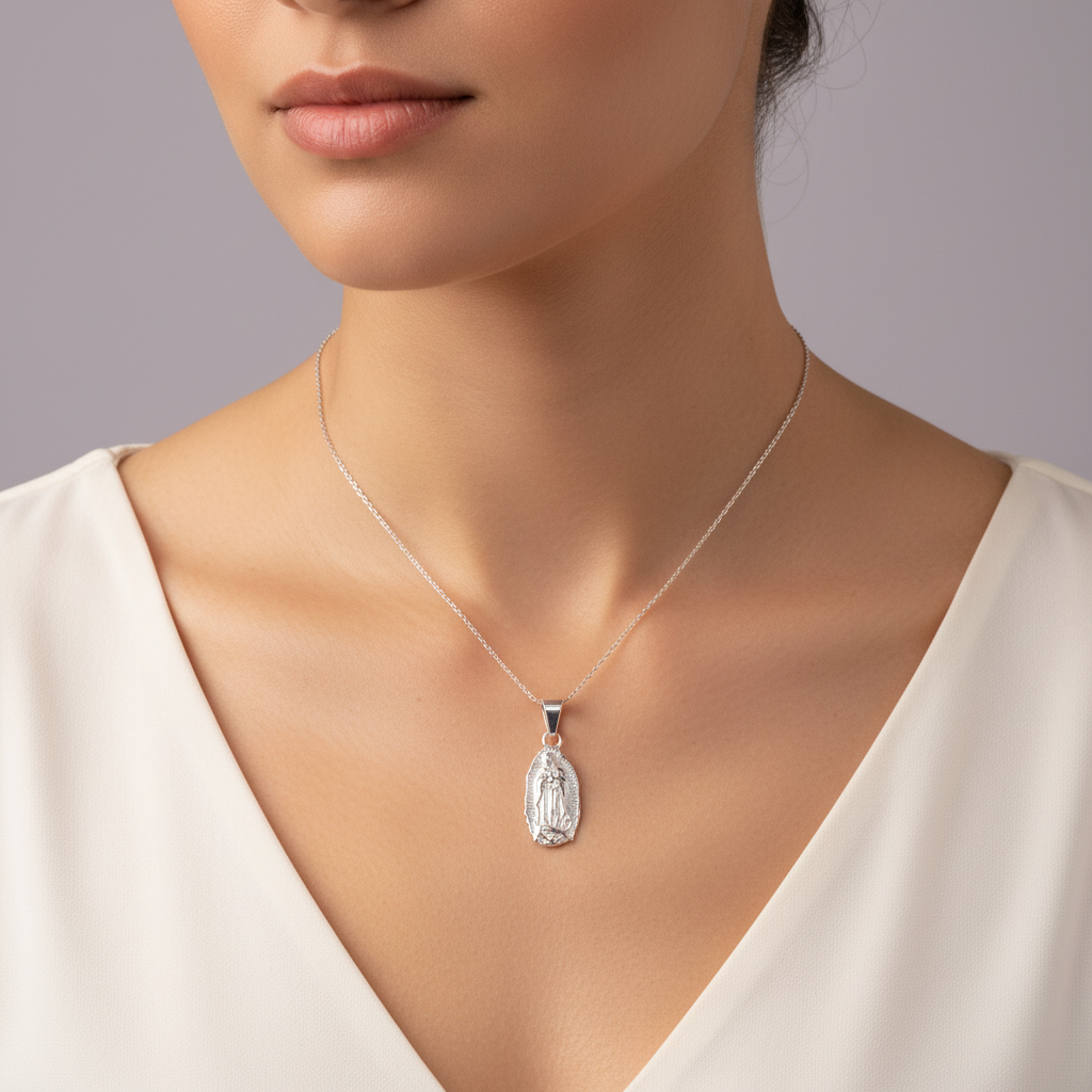 Medalla de Plata .925 de la Virgen Guadalupe  mod. 1584