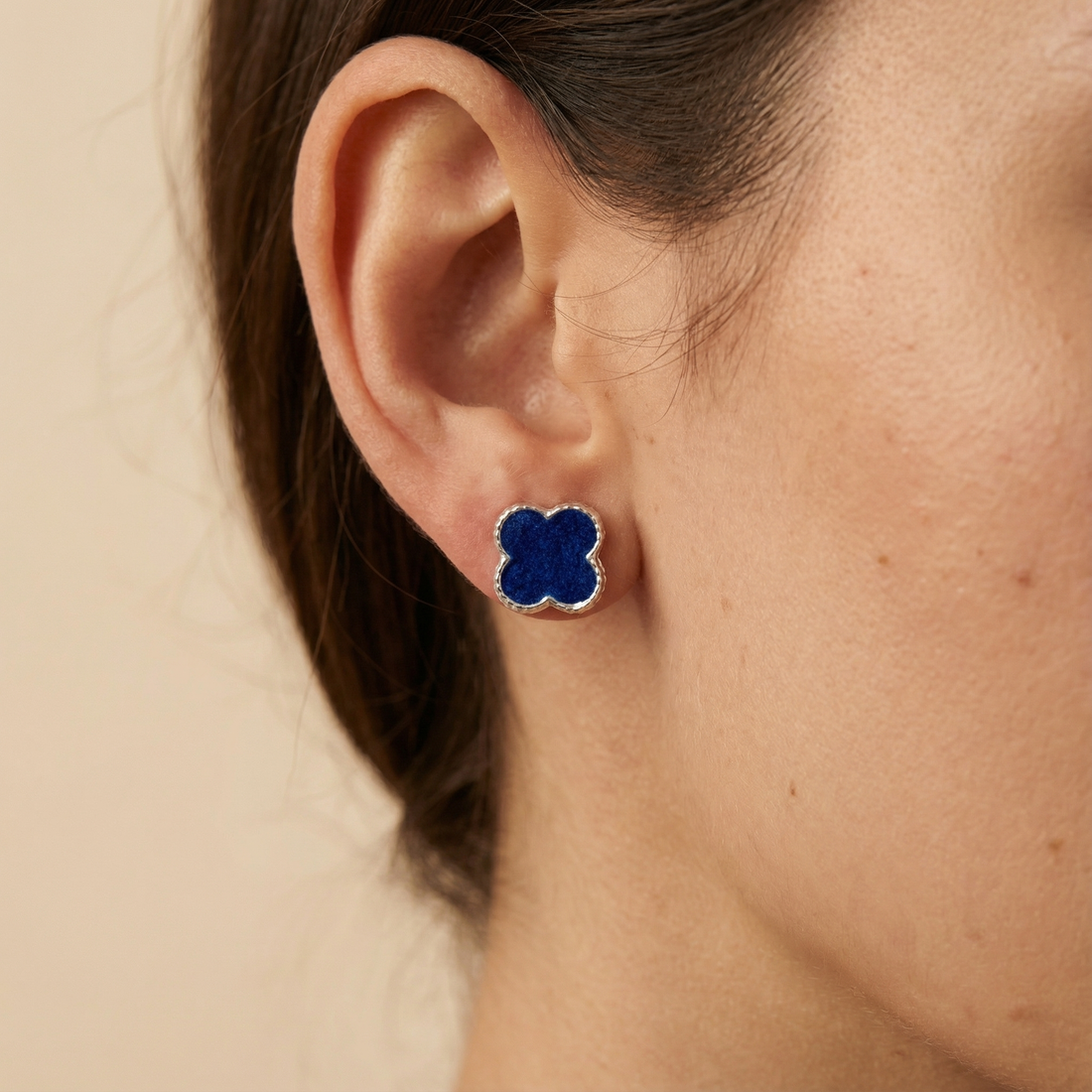 Arete de Plata .925 con Diseño Trébol de Color Azul Zafiro mod. 1449