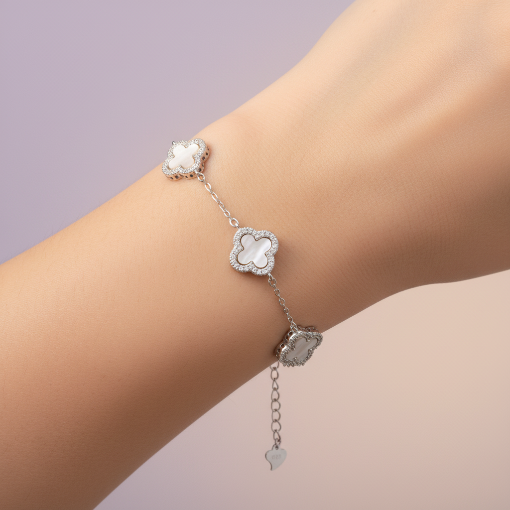 Pulsera de Plata .925 Diseño de Trébol Incrustado de Madre Perla. 1469