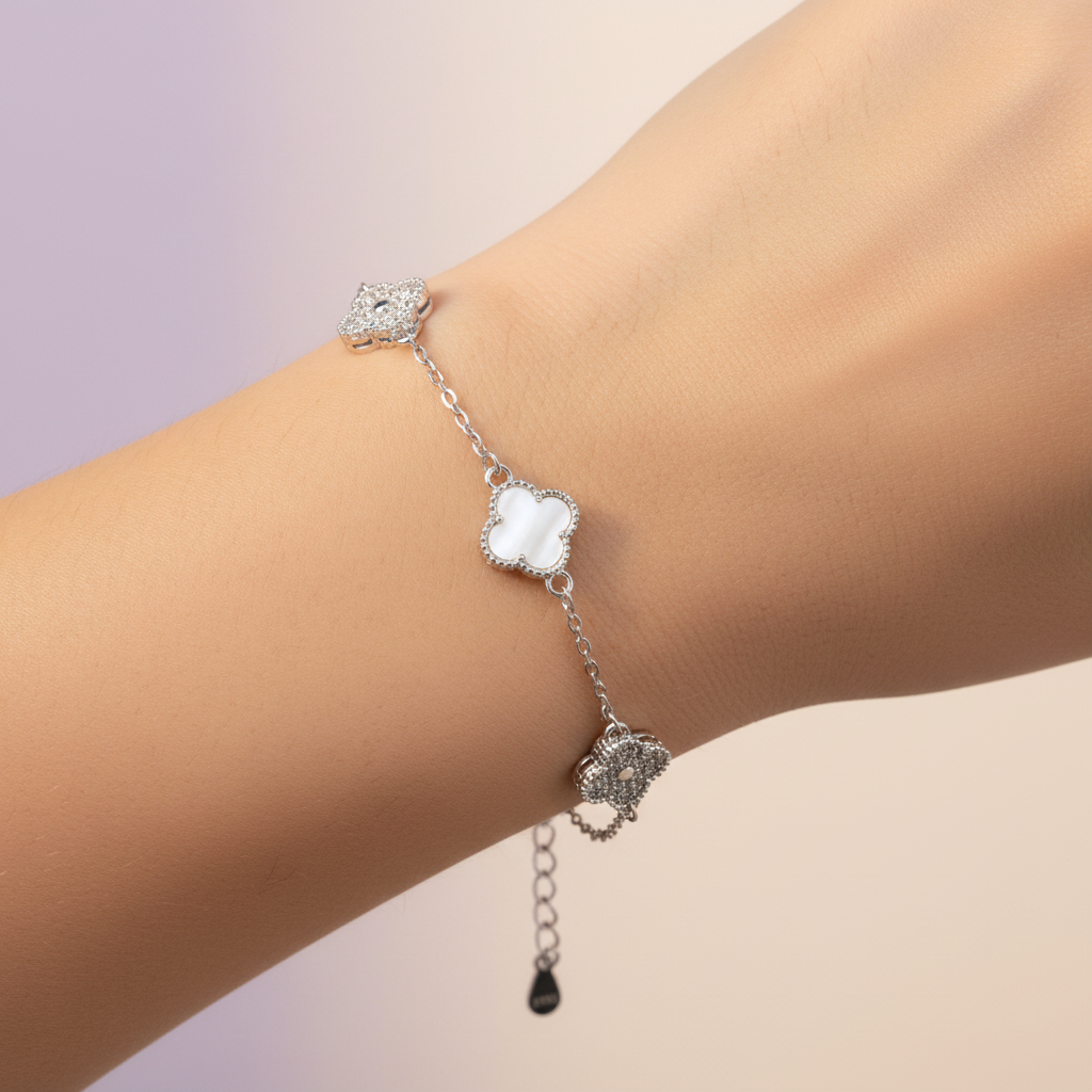 Pulsera de Plata .925 con Tréboles de Madre Perla y Zirconias Alternadas mod. 1467