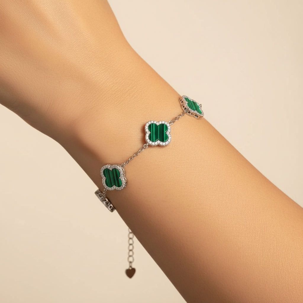 Pulsera de Plata .925 Diseño de Trébol con Incrustacíon de Zirconia. 1463