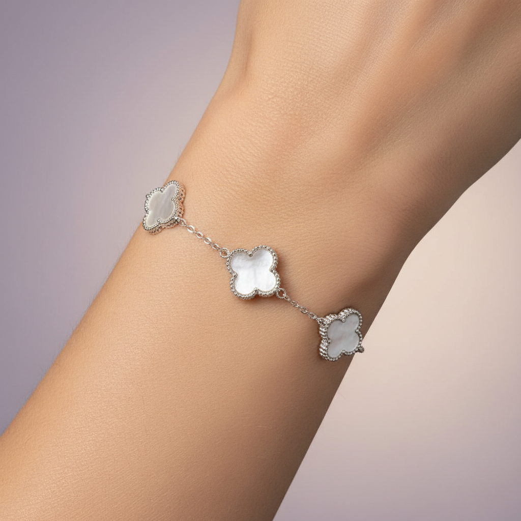 Pulsera de Plata .925 Diseño de Tréboles con Madre Perla mod. 1464