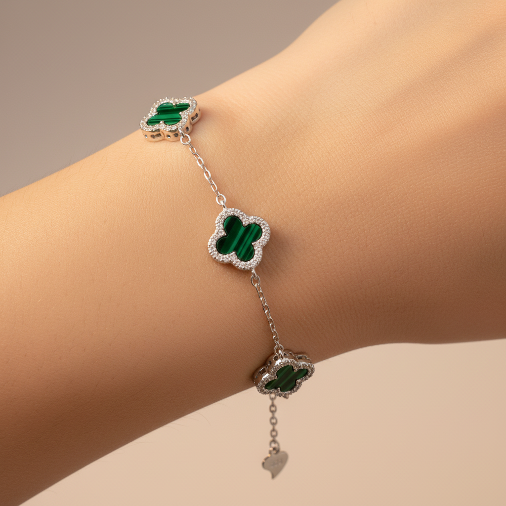 Pulsera de Plata .925 Diseño de Tréboles  Incrustados con Malaquita y Zirconias. 1462