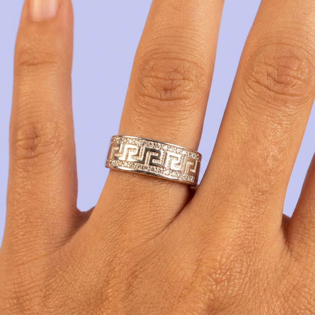 Anillo Especial de Plata .925 con Incrustación de Zirconia Brillante mod. 1674
