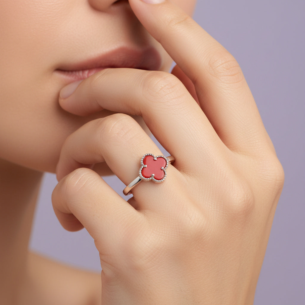 Anillo de Plata .925 con Diseño de Trébol Incrustado de Jaspe mod. 1046