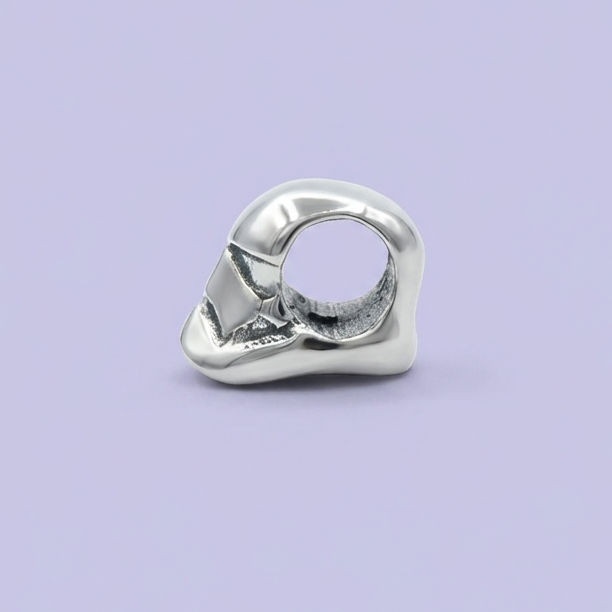 Dije de Plata .925 Estilo Charm Diseño de Casco del Espacio Brillante mod. 1732