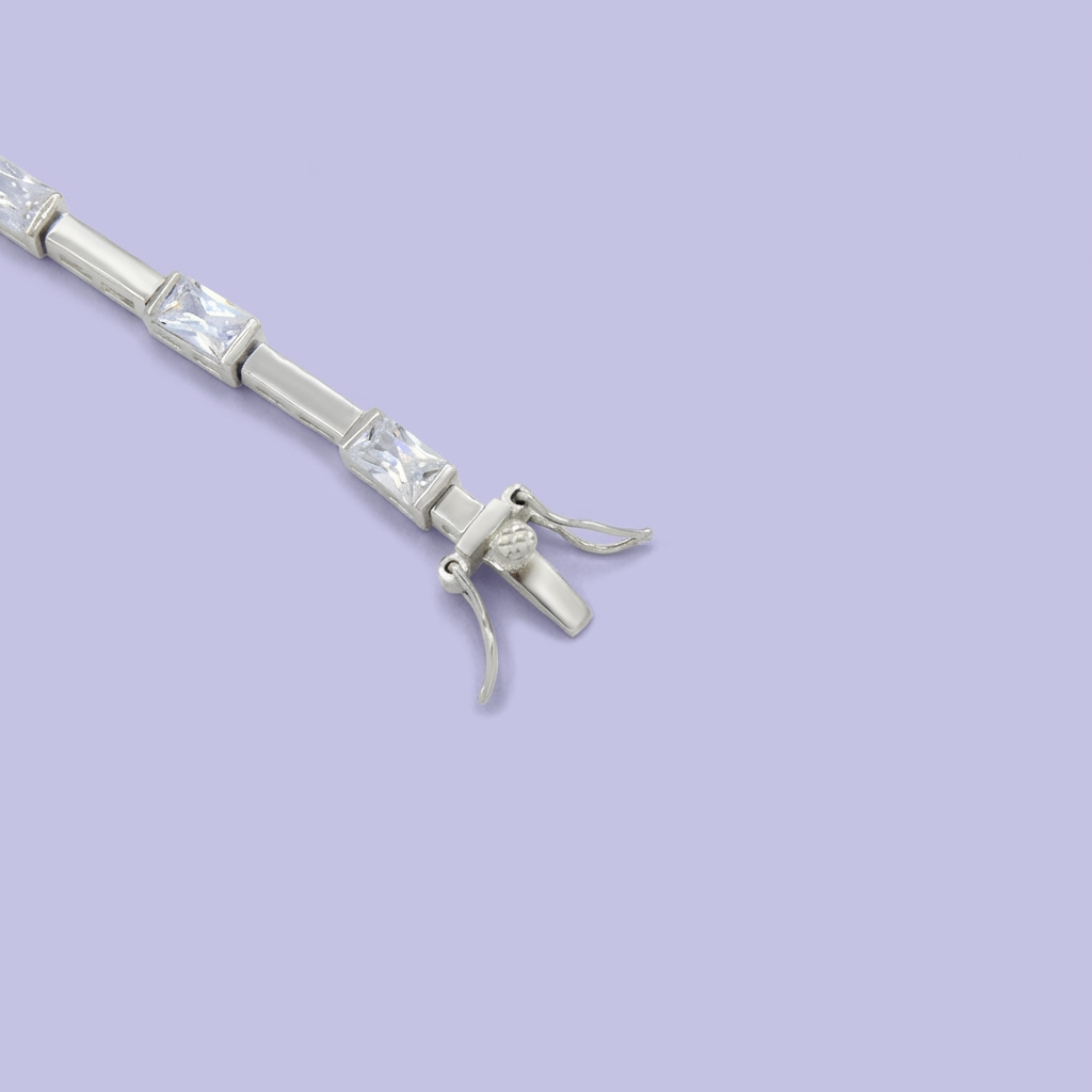 Pulsera de Plata .925 de Diseño Fino con Incrustaciónes de Zirconias mod. 2049