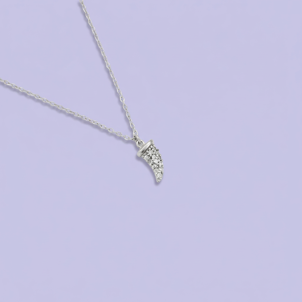 Gargantilla de Plata .925 con Diseño de Colmillo con Zirconias Brillantes mod. 2088