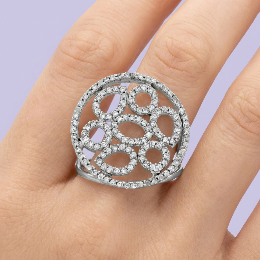 Anillo de Plata .925 con Diseño Elegante con Zirconias Finas mod. 1828